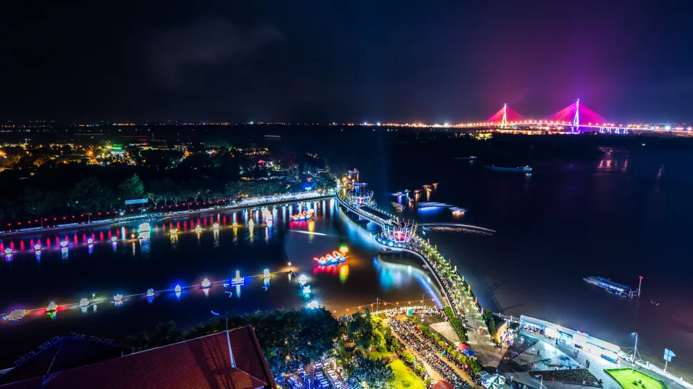 TPHCM - Miền Tây: Sẽ không còn là “Cà Mau xa lắm…” 