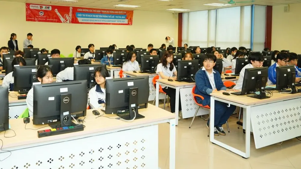 Cuộc thi Vô địch tin học văn phòng thế giới đồng loạt diễn ra tại 3 thành phố lớn