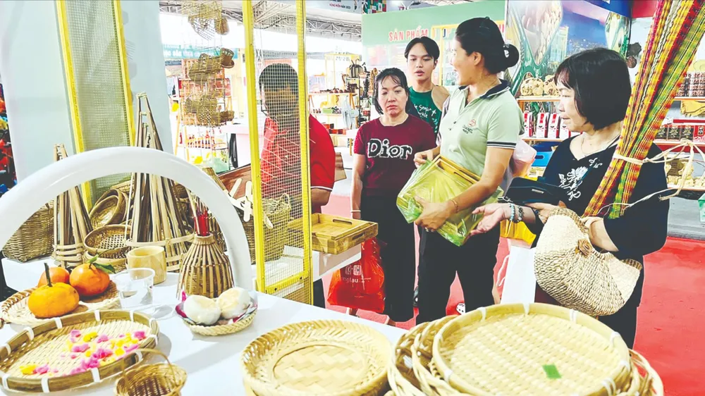 Vất vả đưa sản phẩm “lên sàn”, vào siêu thị