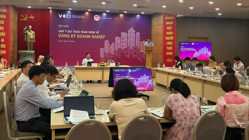 Lo ngại tăng thêm rào cản thủ tục trong đăng ký thành lập doanh nghiệp