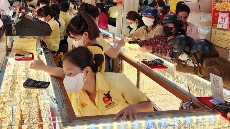 Than khó mua vàng SJC, có người đặt lệnh mua nhưng không lấy