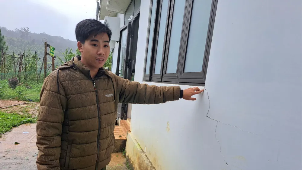 Kon Tum: Động đất gây ảnh hưởng công trình, nhà dân ở 6 xã, thị trấn