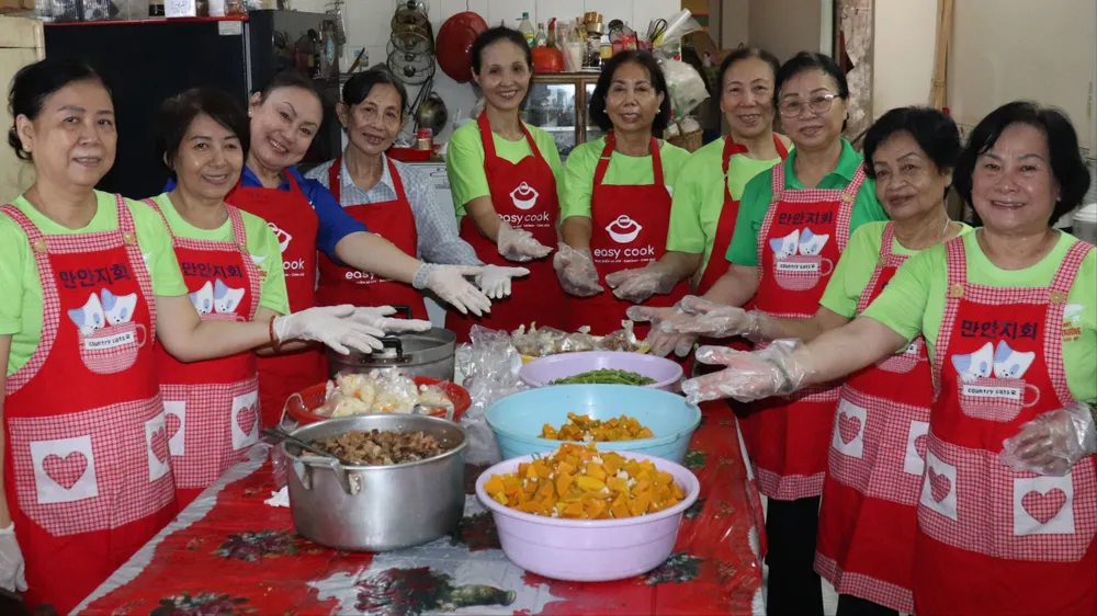 Vun bồi khối đại đoàn kết toàn dân: Thắm đượm nghĩa tình