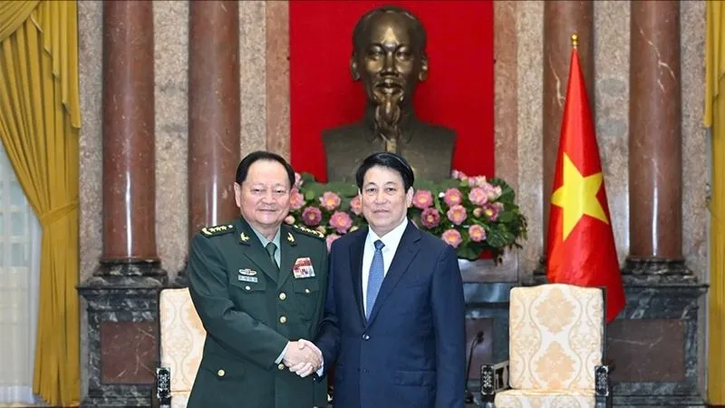 Chủ tịch nước Lương Cường tiếp Phó Chủ tịch Quân ủy Trung ương Trung Quốc