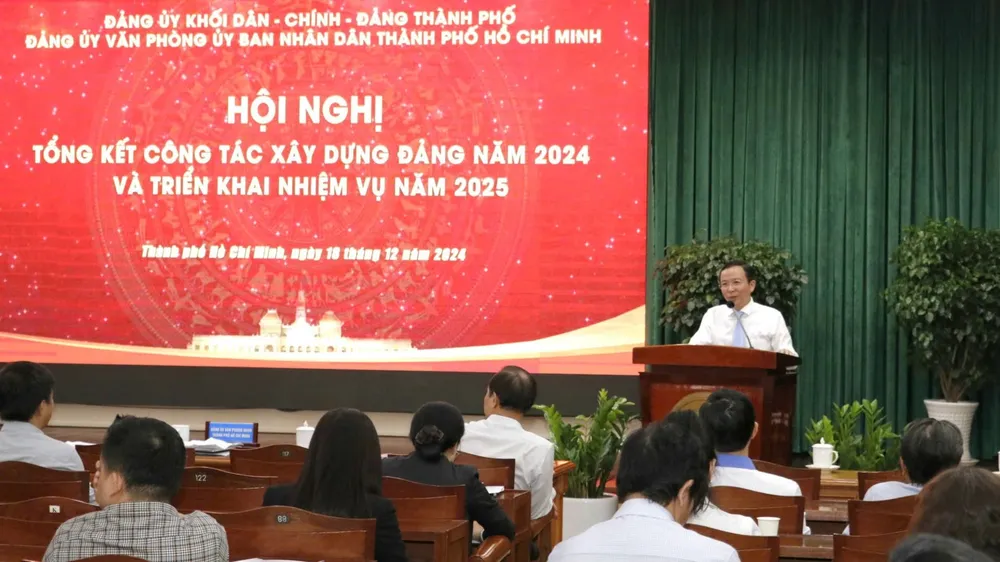 Đẩy mạnh công tác cải cách hành chính tại Văn phòng UBND TPHCM