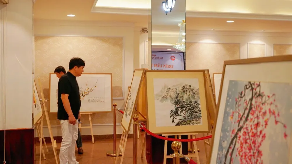 Triển lãm tranh nghệ thuật giao lưu văn hóa Việt Nam - Hàn Quốc