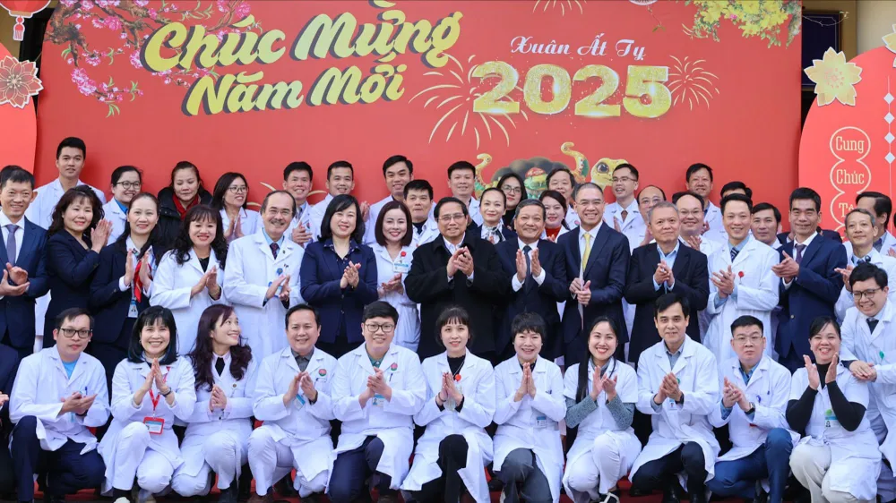 Thủ tướng Chính phủ: Thúc đẩy chuyển giao công nghệ ghép tạng, đặc biệt là ghép phổi