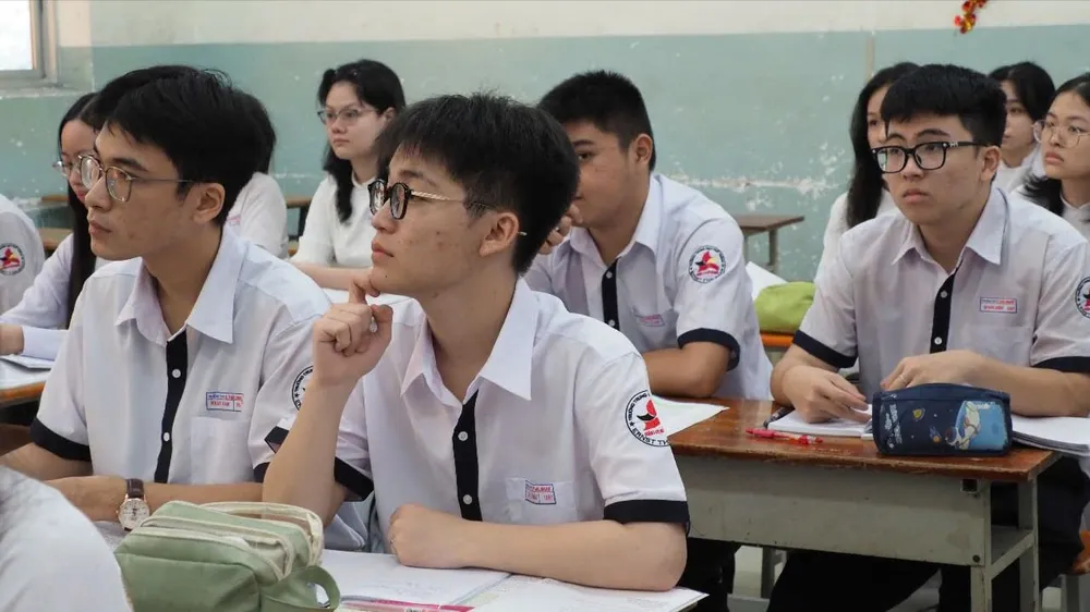Chính phủ xin chủ trương của Bộ Chính trị về Chương trình mục tiêu quốc gia phát triển GD-ĐT