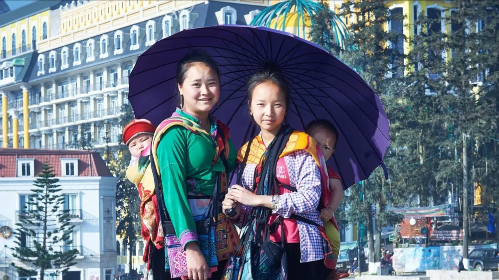 Trên đỉnh đổi thay