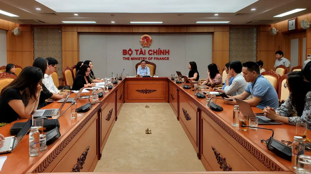 Ưu tiên cơ sở nhà đất dôi dư cho y tế, giáo dục và sử dụng vào mục đích công cộng