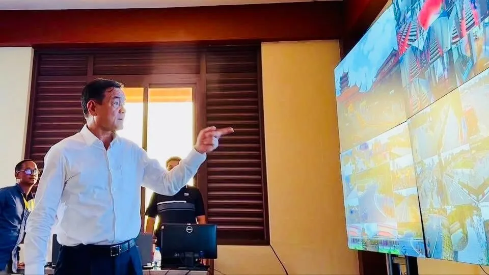 Trung tướng Lê Hồng Nam, Giám đốc Công an TPHCM kiểm tra, chỉ đạo công tác bảo vệ an ninh trật tự tại các khu vực diễn ra Đại lễ Phật đản Vesak 2025
