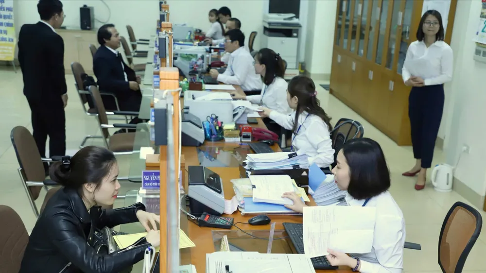 Bộ Nội vụ đề xuất công chức không hoàn thành nhiệm vụ 1 năm sẽ bị tinh giản