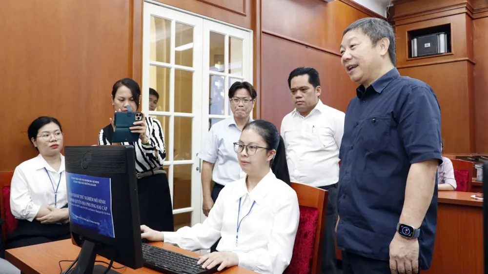 Xây dựng môi trường công vụ TPHCM mới chuyên nghiệp, hiện đại