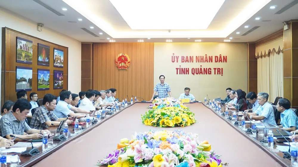 Quyền Chủ tịch UBND tỉnh yêu cầu các ngành, địa phương sẵn sàng các điều kiện để vận hành thử mô hình chính quyền 2 cấp từ ngày 17-6-2025. Ảnh: T.T