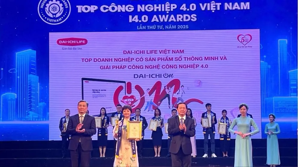 Dai-ichi Life Việt Nam nhận giải thưởng Top Công nghiệp 4.0 Việt Nam năm 2025