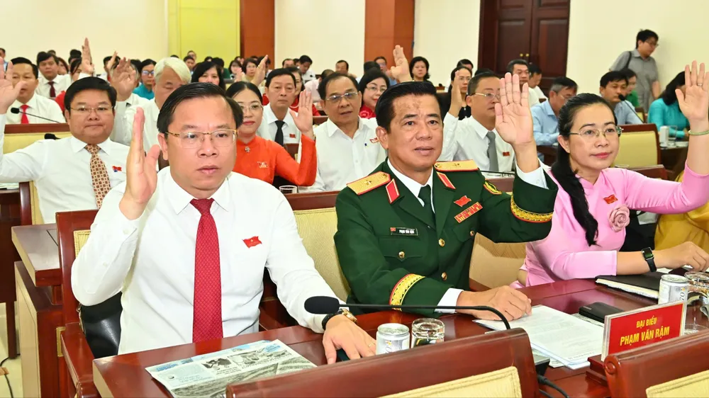 Bãi bỏ thí điểm thành lập Trung tâm Phục vụ hành chính công TPHCM