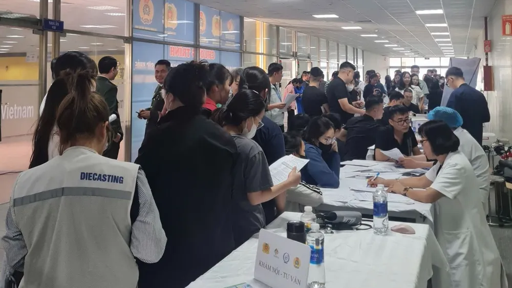 Khám bệnh miễn phí cho 15.000 công nhân lao động