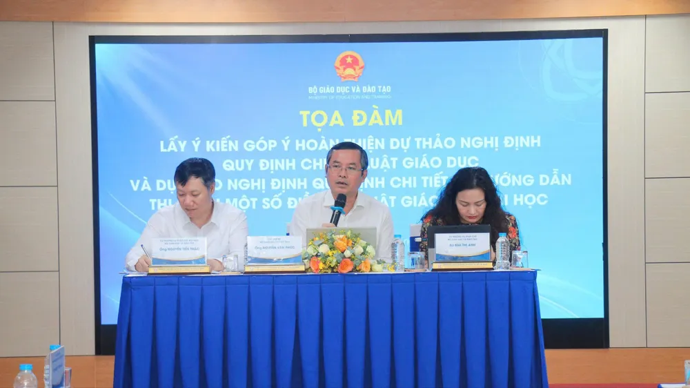 Tranh luận về tên gọi của các cơ sở giáo dục đại học 
