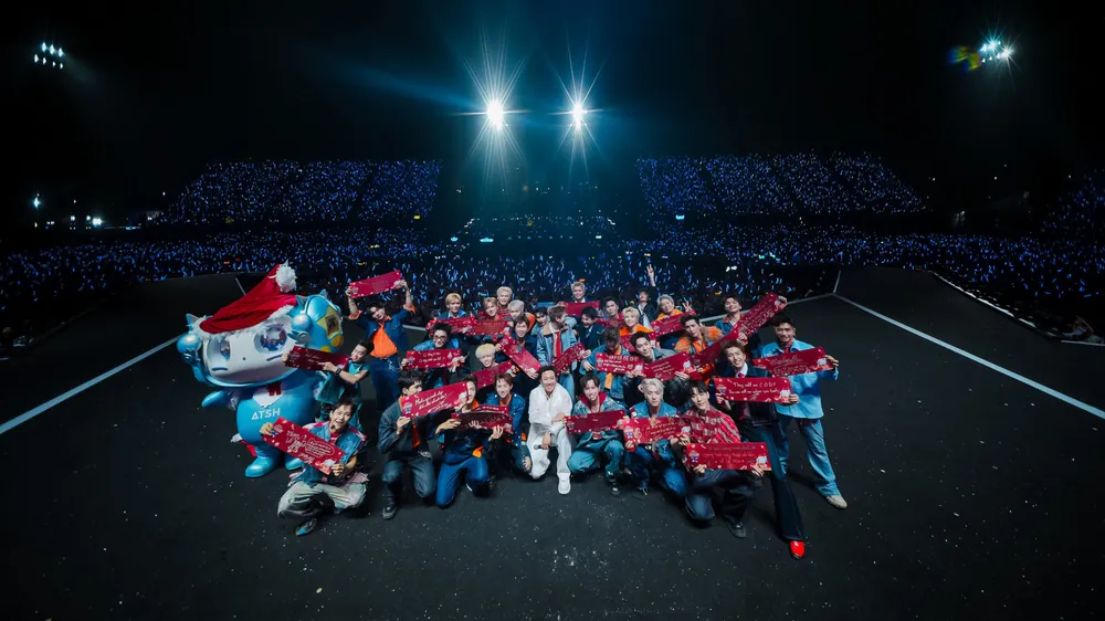 “Biển” người hòa vào concert Anh trai “say hi” 2025