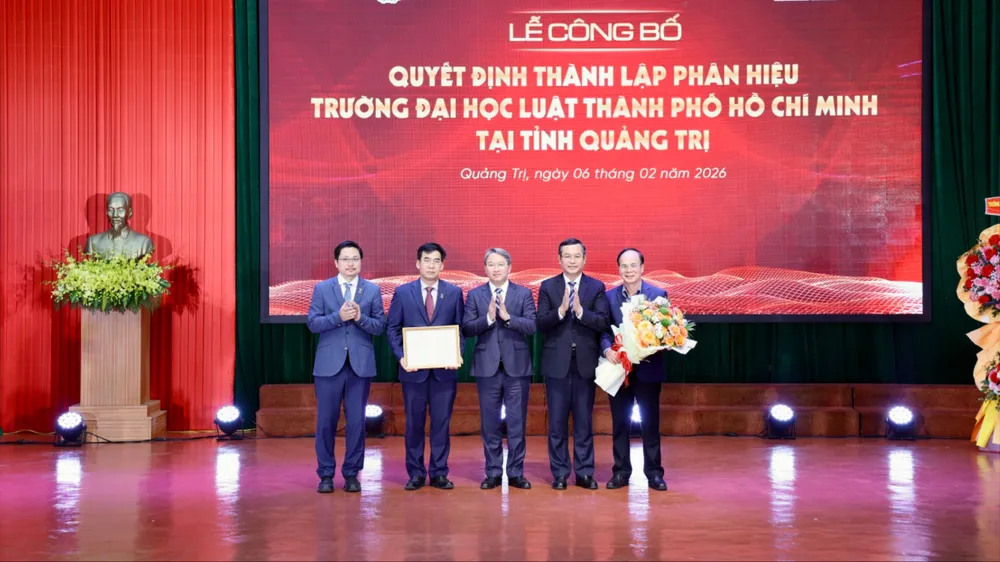 Trường Đại học Luật TPHCM ra mắt Phân hiệu tại Quảng Trị