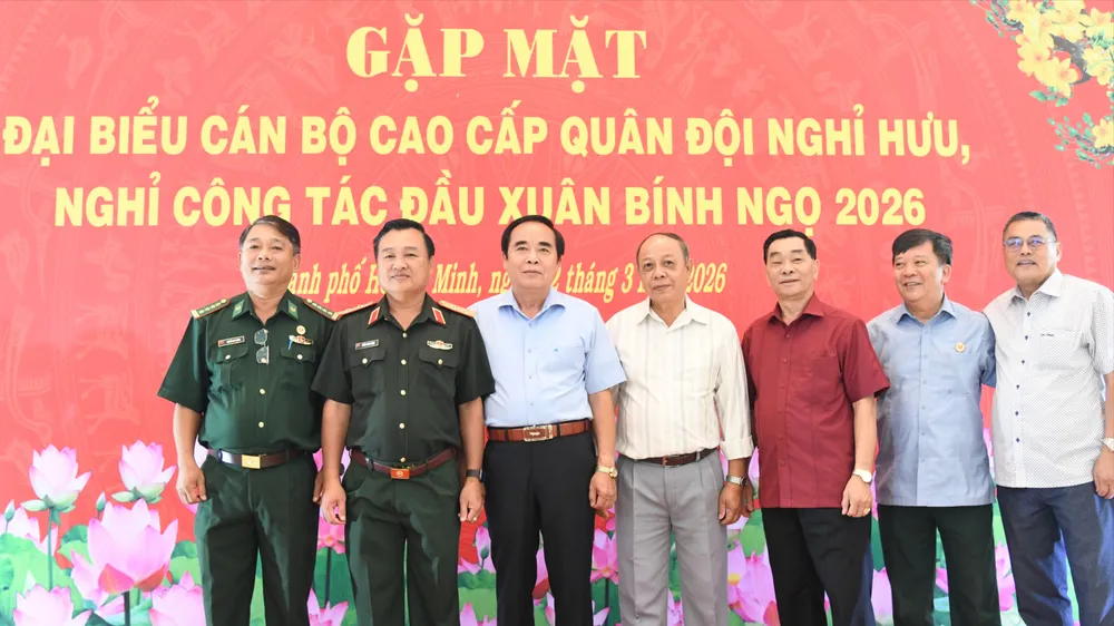 Quân khu 7 gặp mặt hơn 800 cán bộ cao cấp quân đội nghỉ hưu, nghỉ công tác