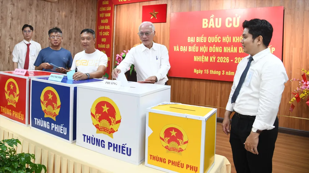 Đến 14 giờ 15 phút, 80,63% cử tri đã tham gia bỏ phiếu