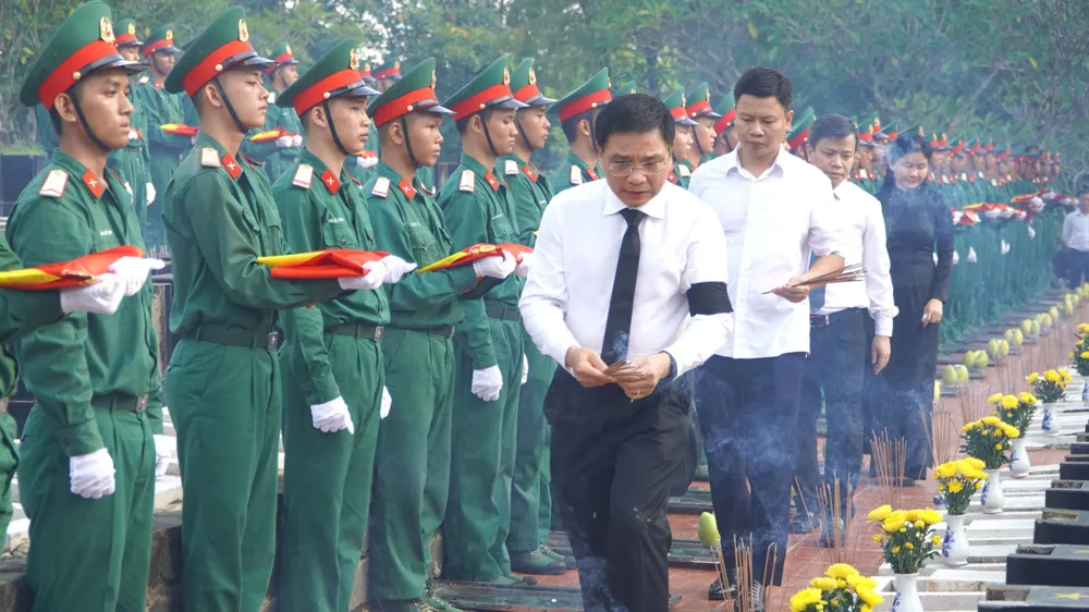 Đồng Nai: Trang trọng Lễ truy điệu, an táng 63 hài cốt liệt sĩ