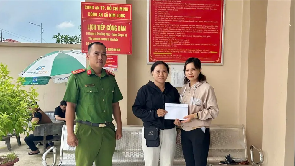 Nhận gần 19 triệu đồng chuyển nhầm, người phụ nữ trình báo công an