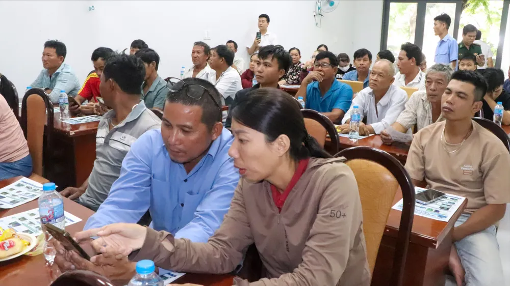 Thúc đẩy số hóa nghề cá, hỗ trợ ngư dân cài đặt nhật ký điện tử