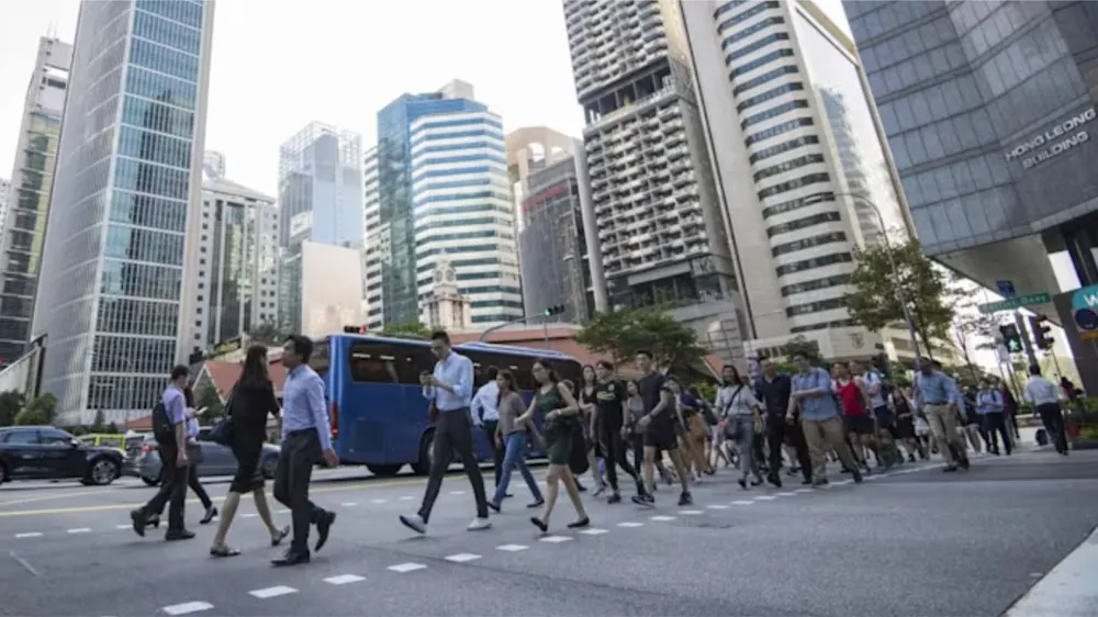 Người lao động tại Singapore. Ảnh: CNA/ISTOCK 