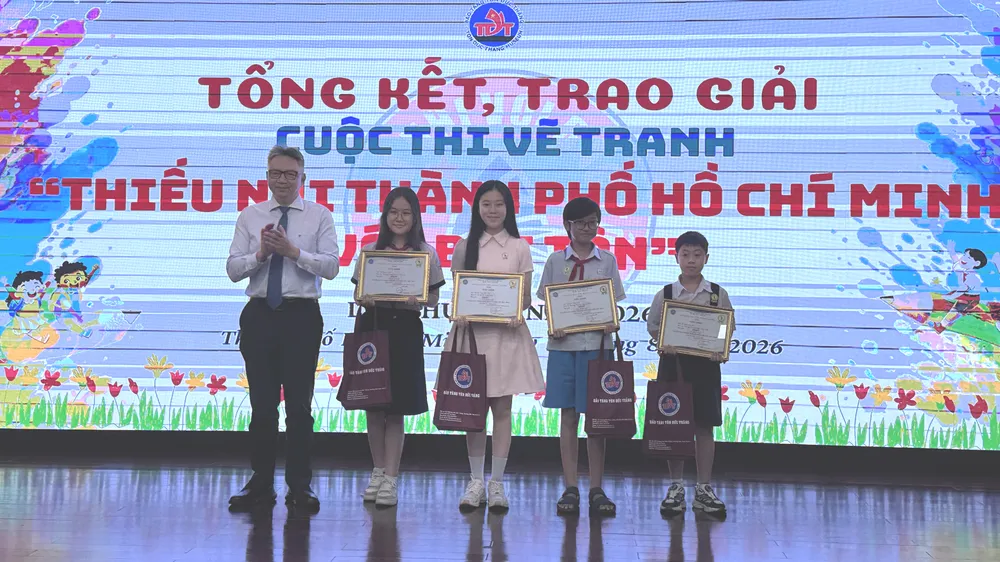 Nét vẽ thiếu nhi kể chuyện Bác Tôn