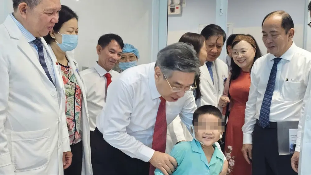 Phó Bí thư Thành ủy TPHCM Nguyễn Phước Lộc: Lấy người dân làm trung tâm trong phát triển hệ thống y tế