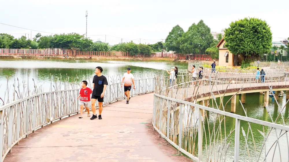 Không ngừng nâng cao đời sống người dân