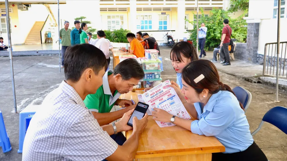 Xã An Thới Đông đưa tiện ích số đến gần người dân vùng ven biển 