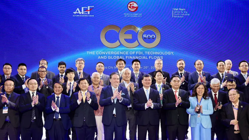 Đảm bảo điện năng, đẩy nhanh thủ tục cho nhà đầu tư