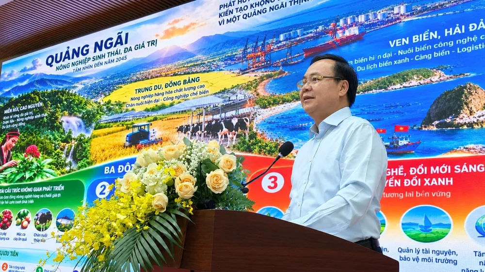Thứ trưởng Bộ NN-MT đề xuất 3 đột phá, 5 nhiệm vụ ưu tiên phát triển kinh tế nông nghiệp, kinh tế biển Quảng Ngãi
