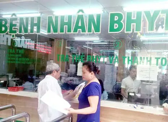 Bệnh nhân có BHYT khám bệnh tại một bệnh viện ở TPHCM
