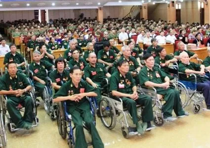 Trợ cấp cho người có công