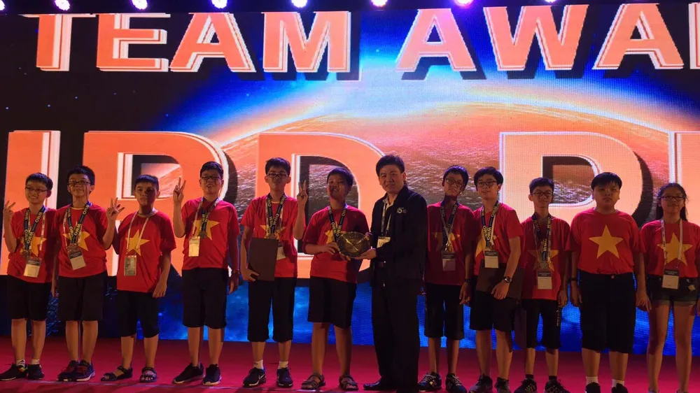 Đoàn Việt Nam tham dự Cuộc thi Olympiad Toán học Thế giới 2017