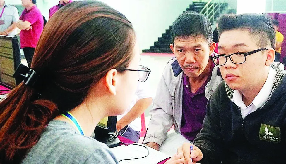 Thí sinh làm thủ tục nhập học tại Trường Đại học Tôn Đức Thắng