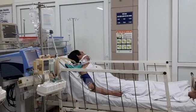 Phạt nặng doanh nghiệp sản xuất cồn nguy hại