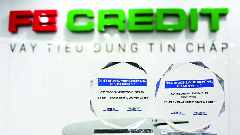 FE CREDIT vinh dự nhận 2 giải thưởng tại Giải thưởng châu Á về thẻ và thanh toán điện tử quốc tế (CE