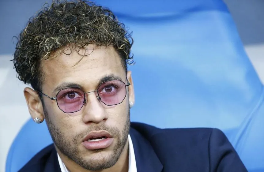 Neymar bị cài bẫy
