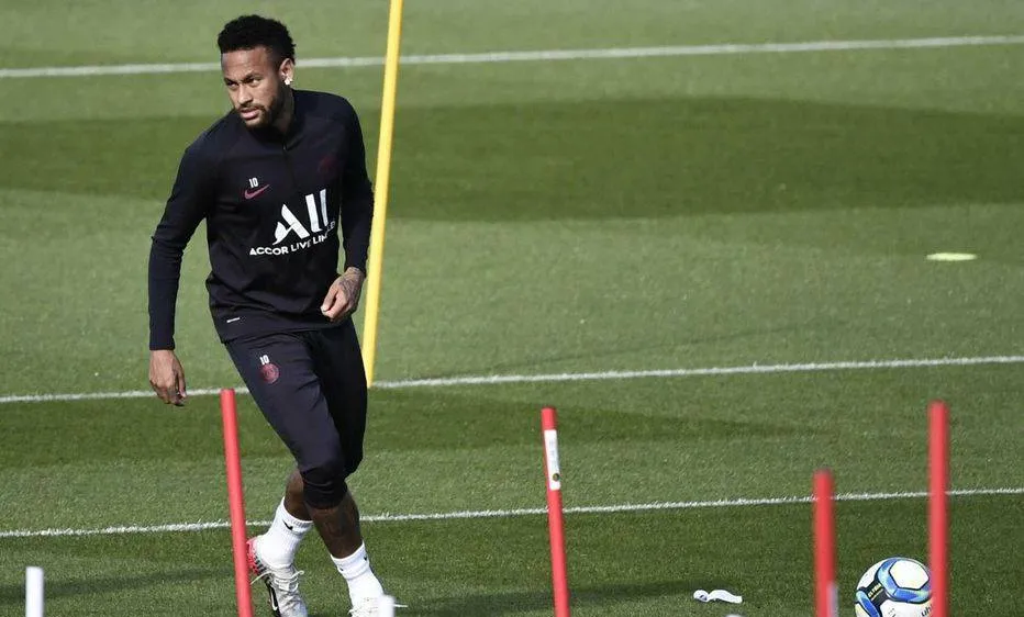 Thử thách tinh thần cho Neymar
