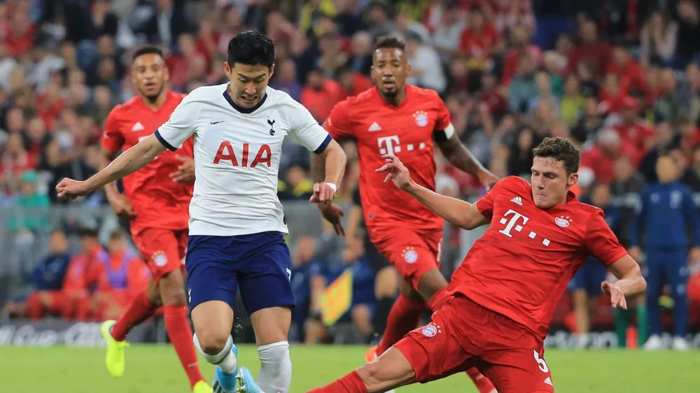 Son Heung-min thoát qua hậu vệ bayern ở Audi Cup 2019