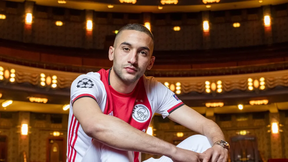 Tân binh Chelsea lần thứ 3 liên tiếp thắng giải Cầu thủ xuất sắc nhất năm của Ajax 