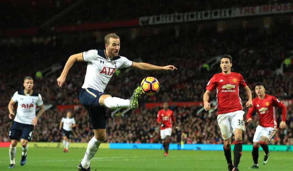 Tottenham phấn khích với sự trở lại của Harry Kane