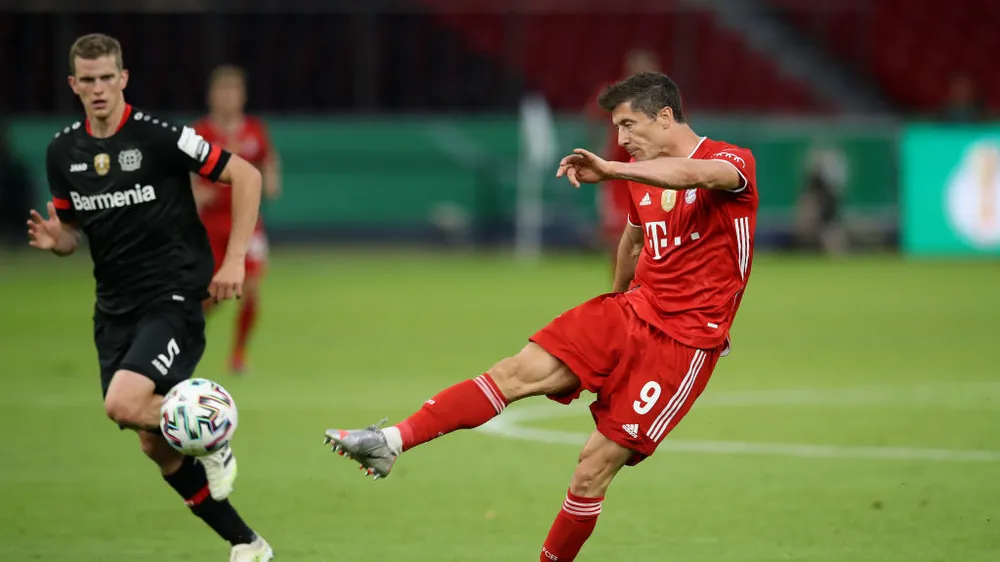 Pha ghi bàn của Robert Lewandowski (Bayern Munich)