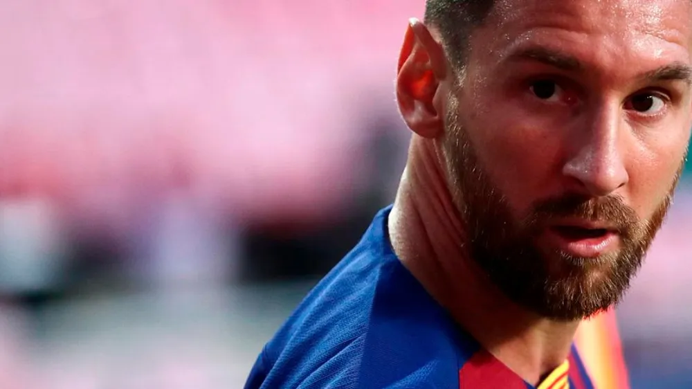 Lionel Messi cũng mờ nhạt trong thảm bại lịch sử của Barca