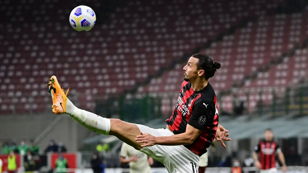 Zlatan Ibrahimovic sẽ dẫn dắt AC Milan tiến sâu vào giải